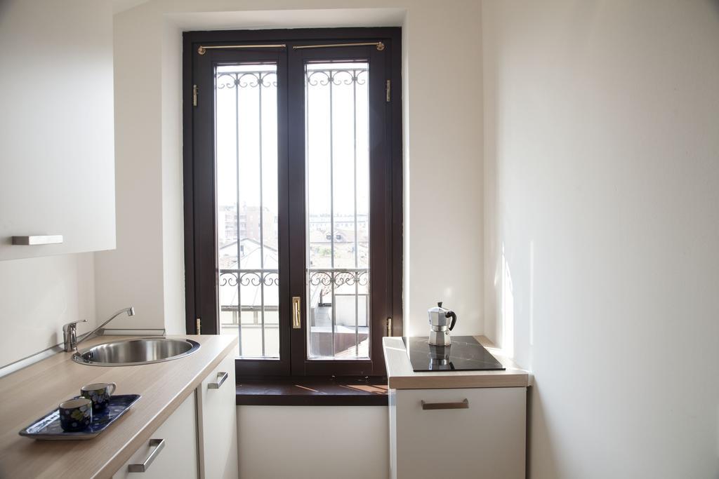 Mansard Very Close To Duomo มิลาน ภายนอก รูปภาพ