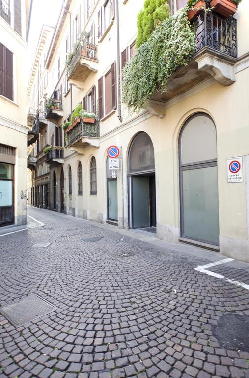 Mansard Very Close To Duomo มิลาน ภายนอก รูปภาพ